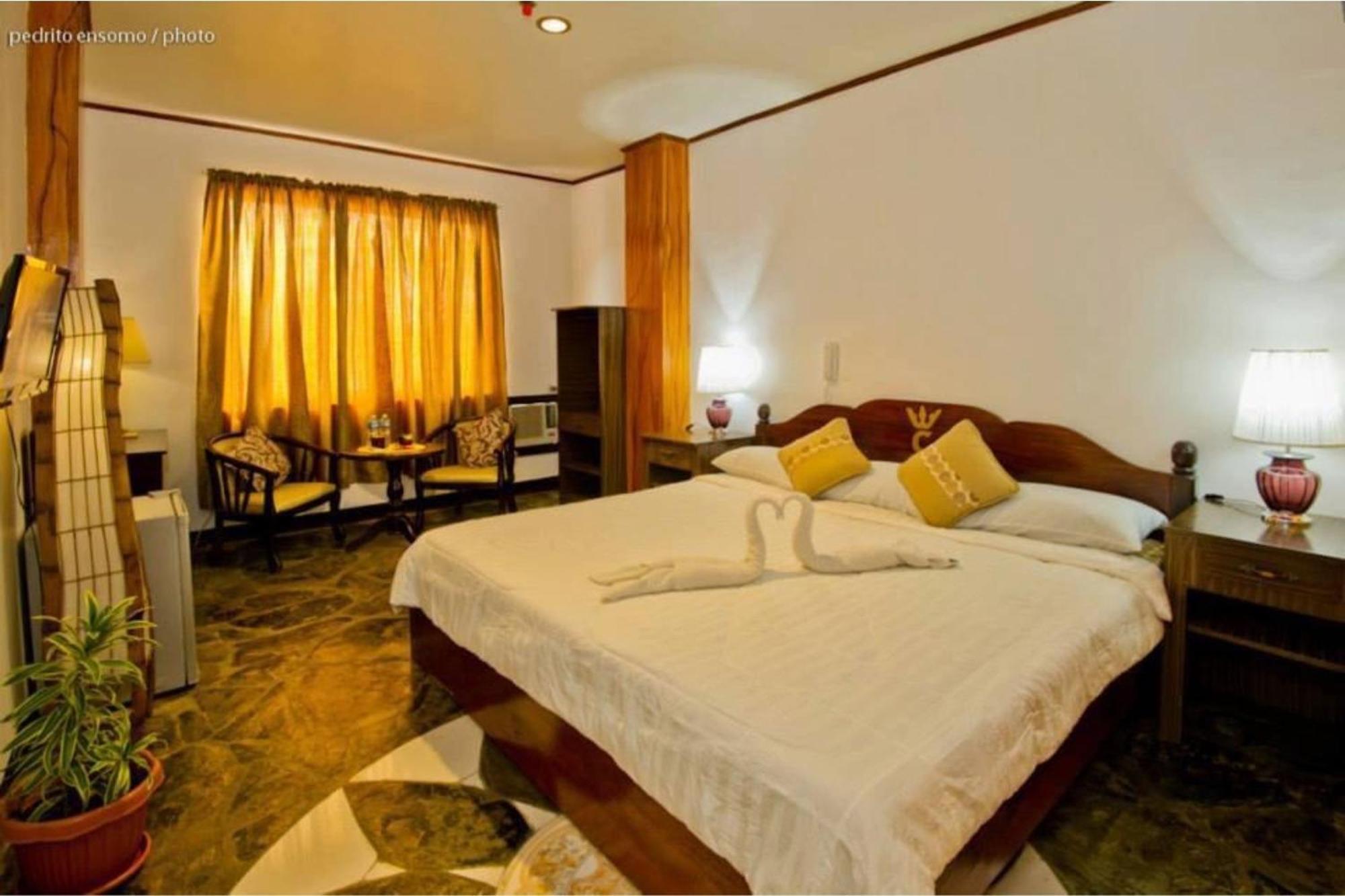 Oyo 880 Flores De Musa Inn بويرتو برينسيسا المظهر الخارجي الصورة