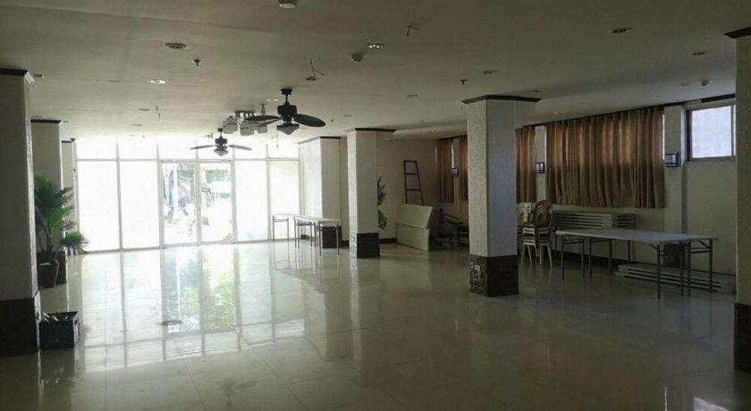 Oyo 880 Flores De Musa Inn بويرتو برينسيسا المظهر الخارجي الصورة